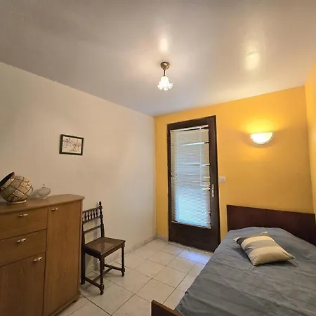 Charmante Maison Avec Cheminee Et Jardin Clos Au Coeur Du Perigord - Fr-1-616-15